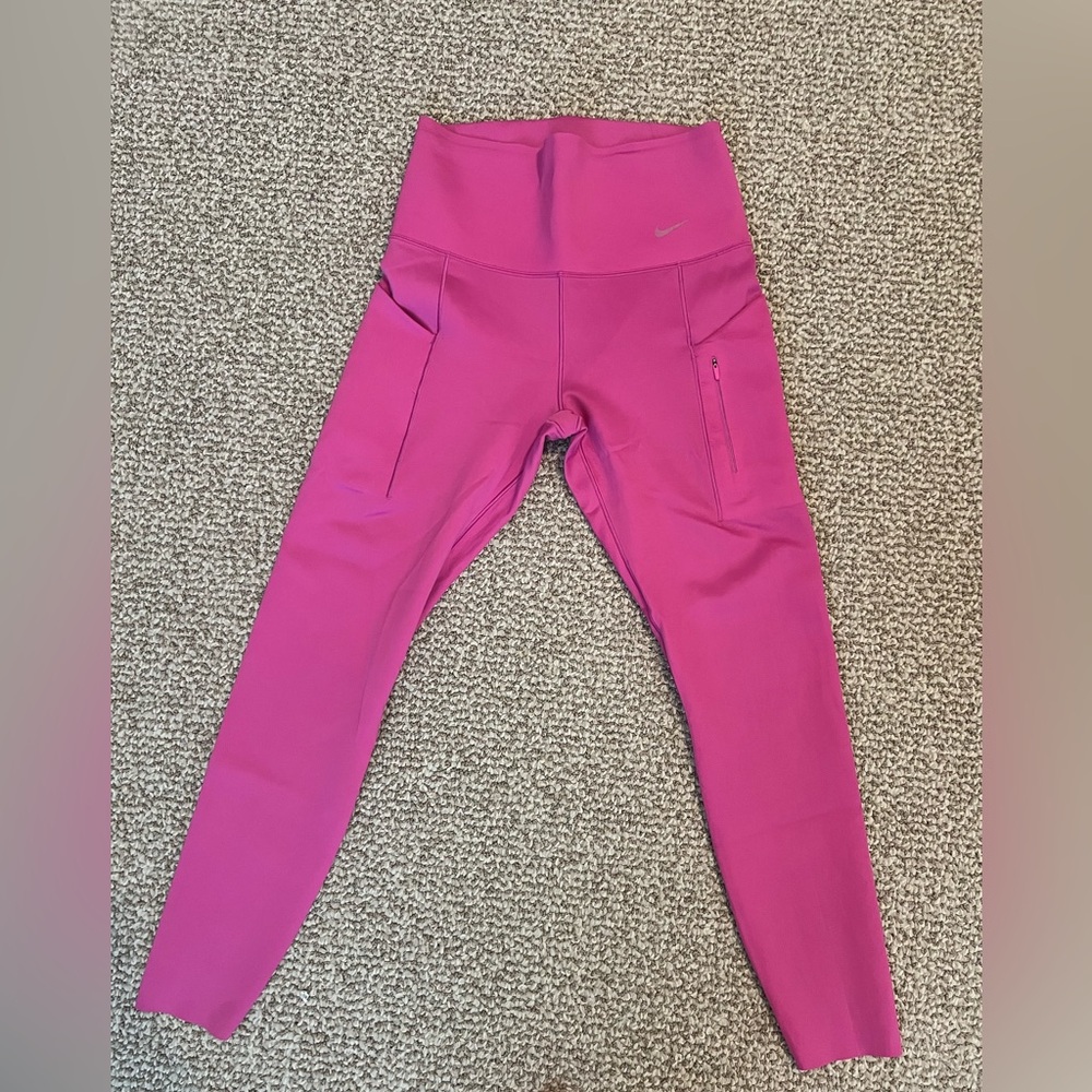 Nike Women’s Fuchsia Leggings